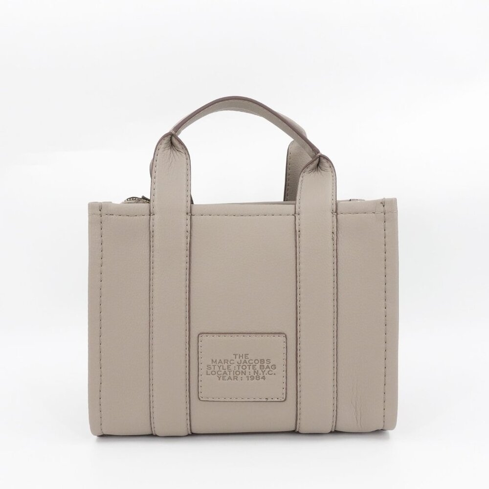 Marc Jacobs Women's The Leather Small Tote Handbag Cement Gray OS - Picture 16 of 16